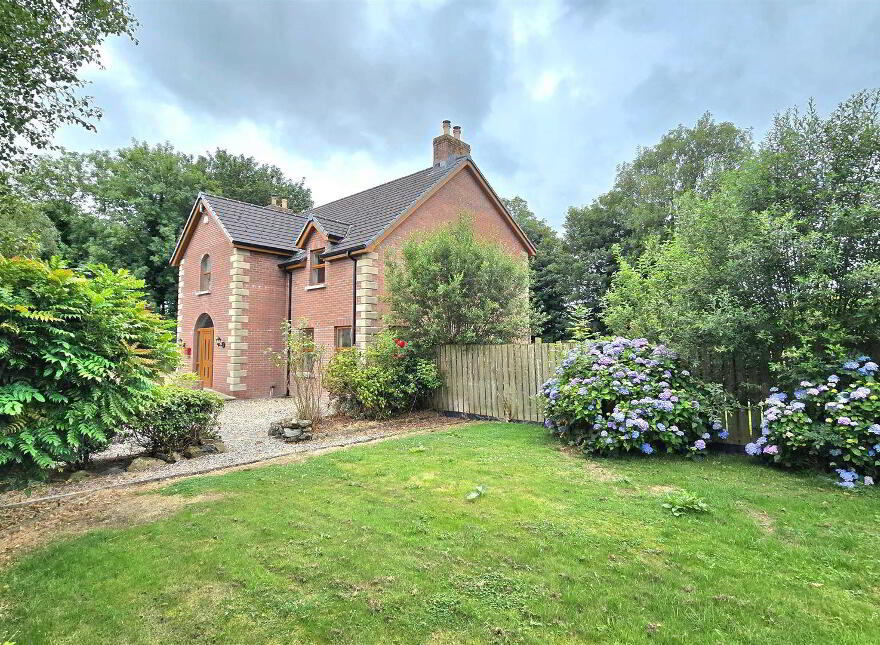 40 Crea Road, Randalstown, BT41 3DX
