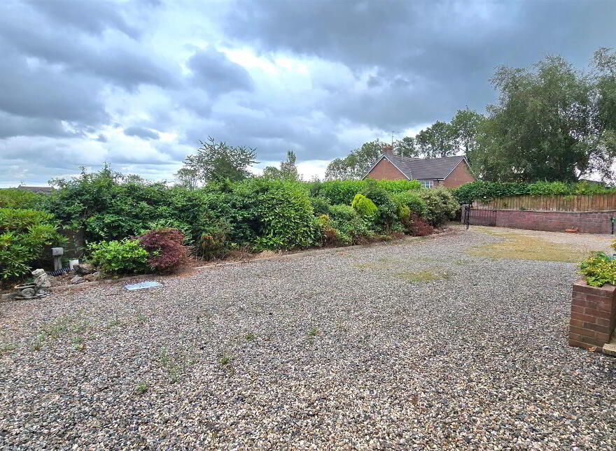 40 Crea Road, Randalstown, BT41 3DX