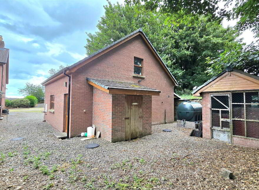 40 Crea Road, Randalstown, BT41 3DX