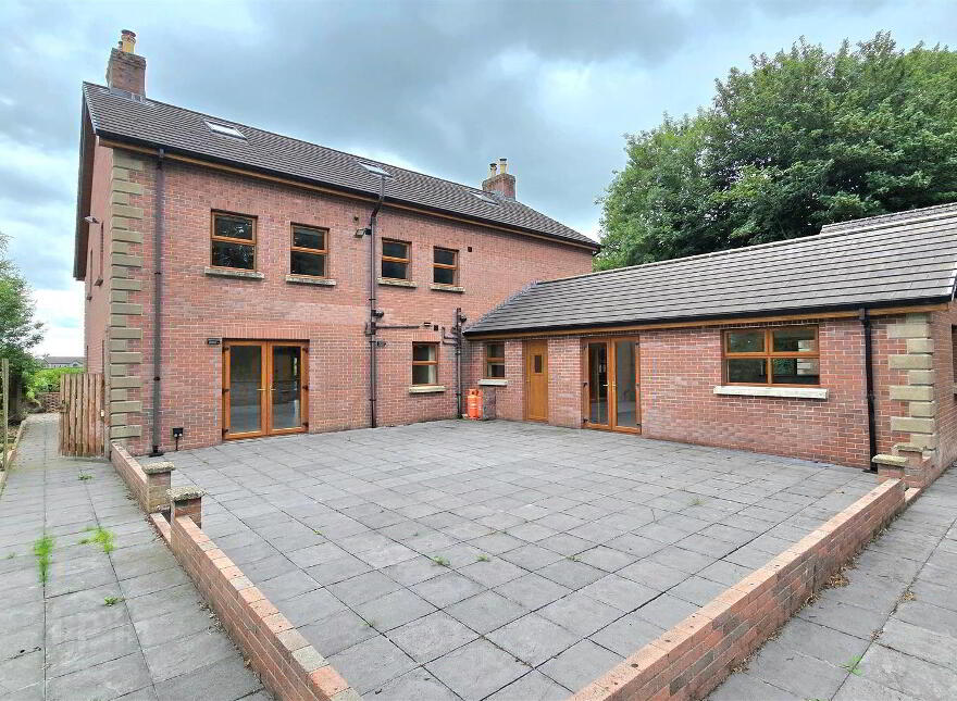 40 Crea Road, Randalstown, BT41 3DX