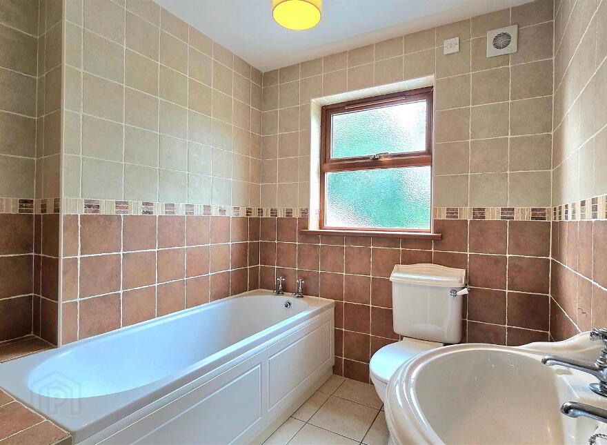 40 Crea Road, Randalstown, BT41 3DX