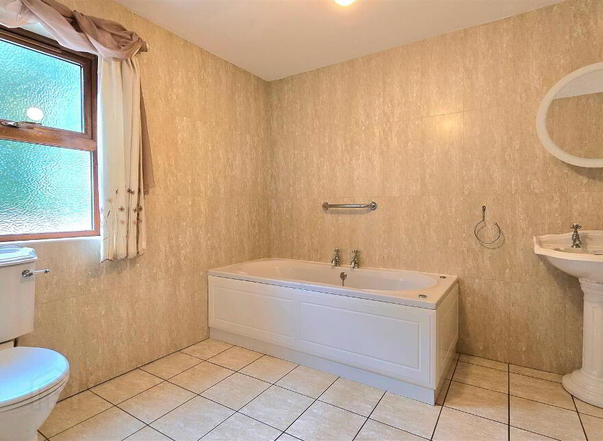 40 Crea Road, Randalstown, BT41 3DX