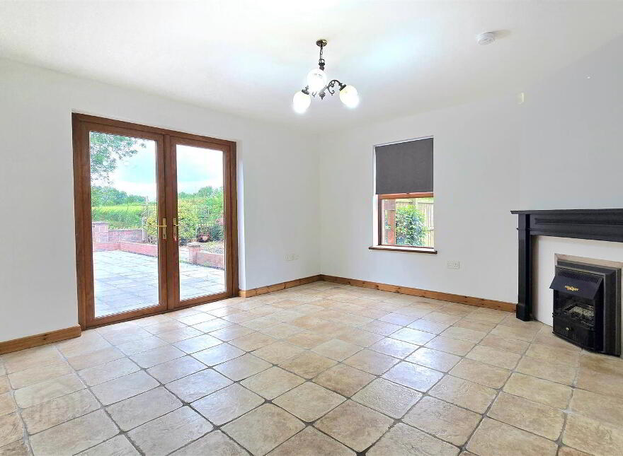 40 Crea Road, Randalstown, BT41 3DX
