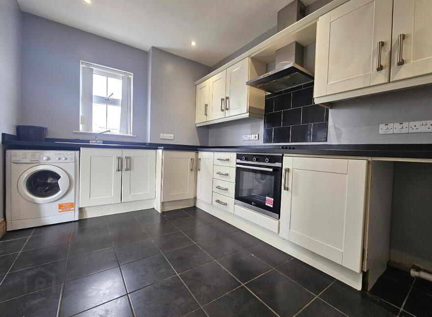 4 Ashrose, 42 Oriel Road, Antrim, BT41 4HP