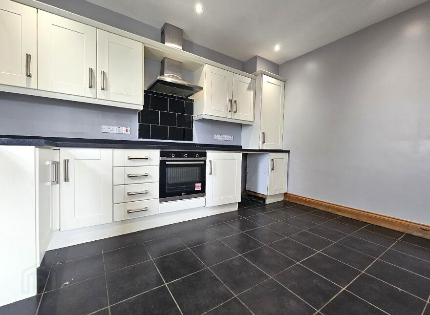 4 Ashrose, 42 Oriel Road, Antrim, BT41 4HP