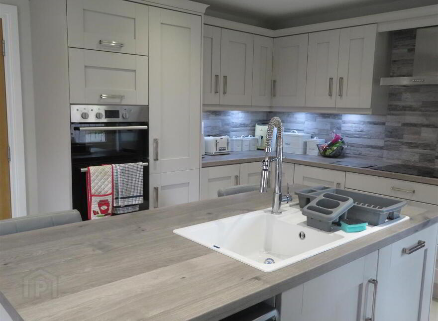 68 Monree Hill, Donaghcloney, BT66 7GZ