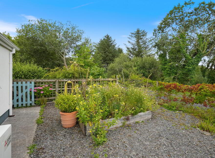 Tumgesh, Swinford, F12HH57