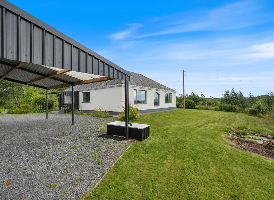 Tumgesh, Swinford, F12HH57