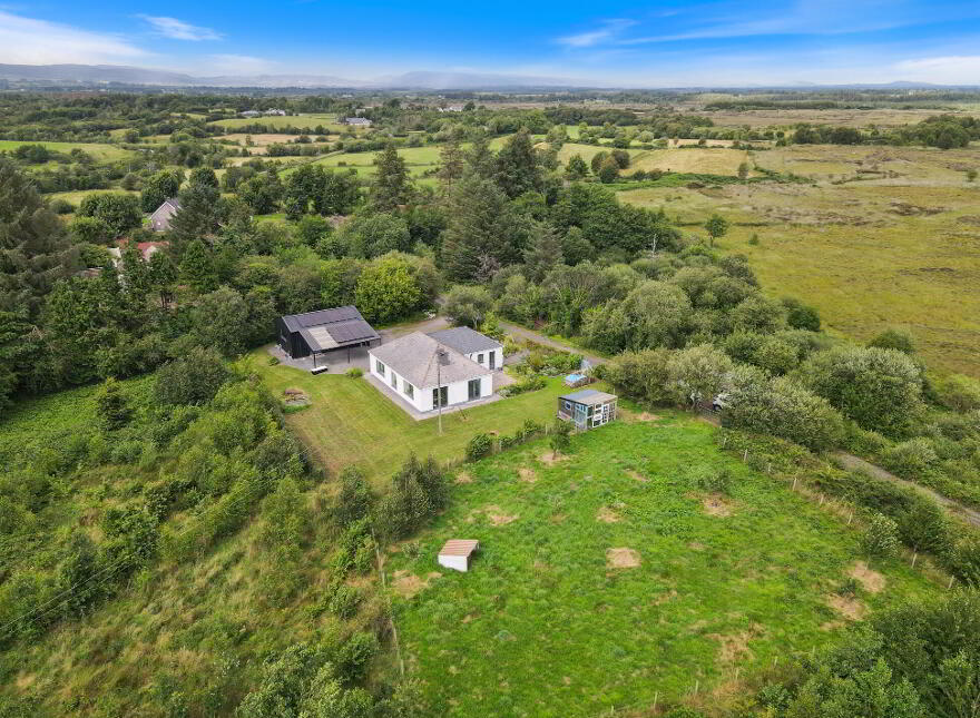 Tumgesh, Swinford, F12HH57