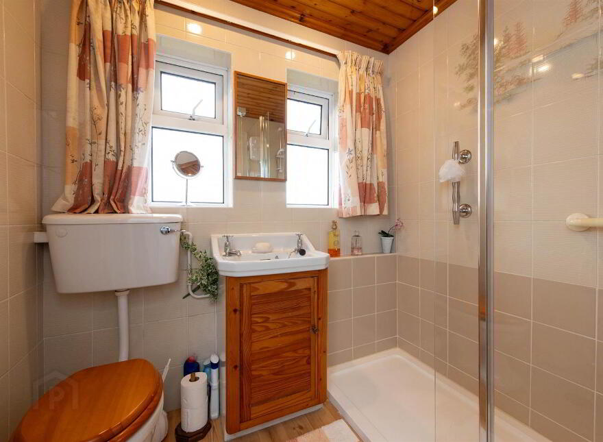 13 Stewarts Crescent, Newry, Rathfriland, BT34 5QL