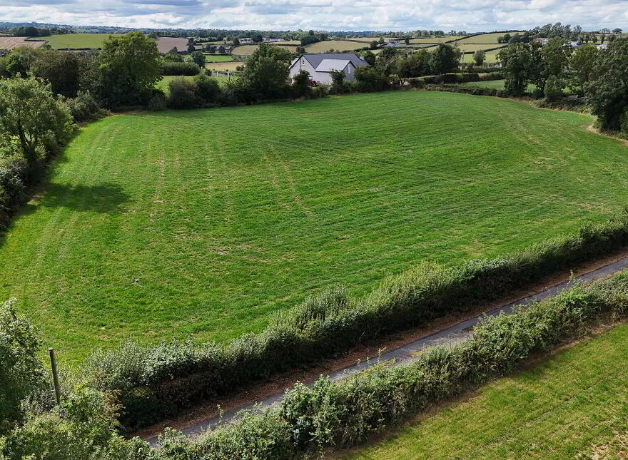 21 Moyrourkan Road, Tandragee, Markethill, BT62 2HD