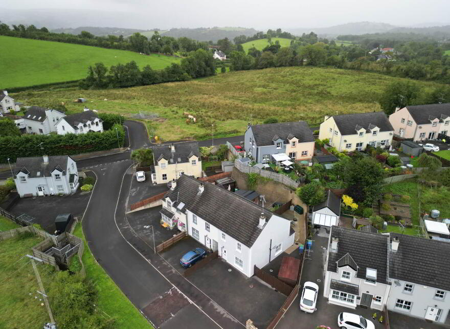 11 Killyveagh View, Enniskillen, BT74 8FN