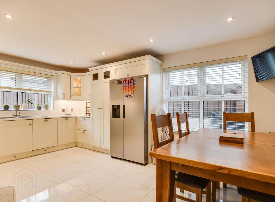 11 Killyveagh View, Enniskillen, BT74 8FN