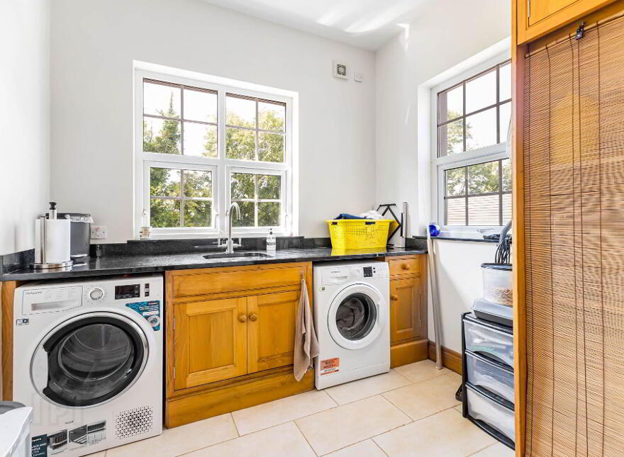 The Oaks, 23 Oakhill Road, Dromore, BT25 1PF