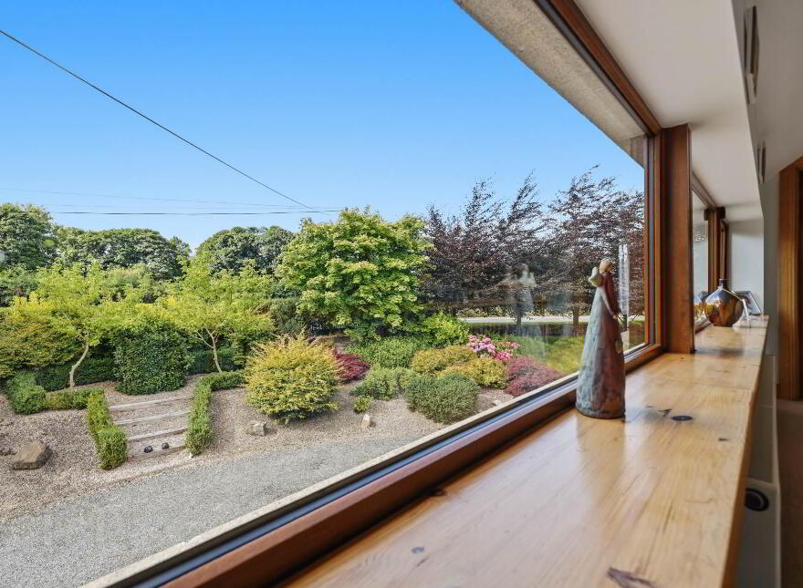 Rahyvira, Donohill, E34WY00
