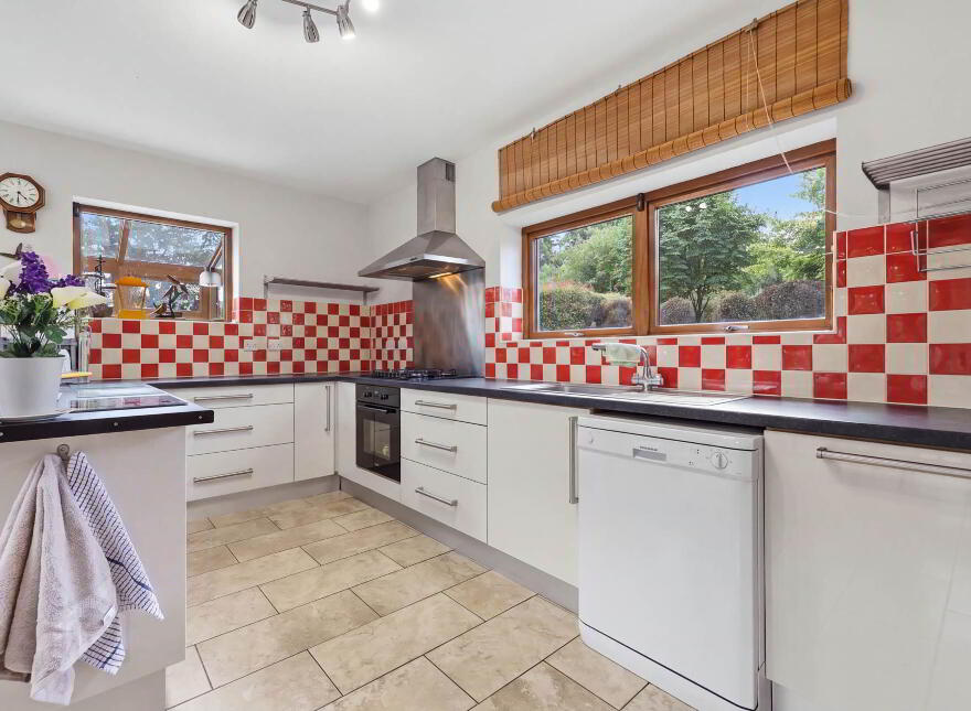 Rahyvira, Donohill, E34WY00