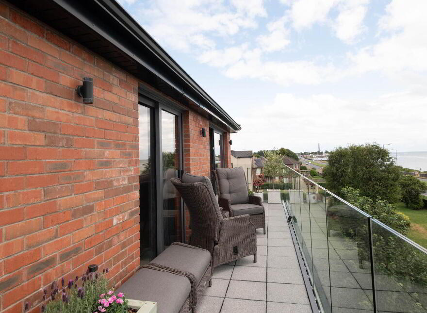 Apt 8, 1 The Tides, Carrickfergus, BT38 8GN