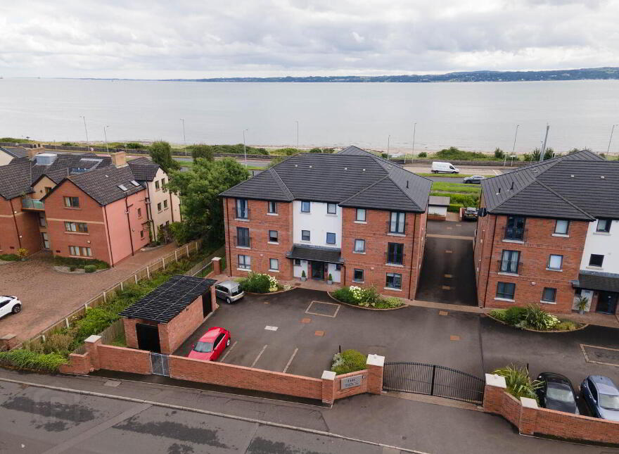 Apt 8, 1 The Tides, Carrickfergus, BT38 8GN