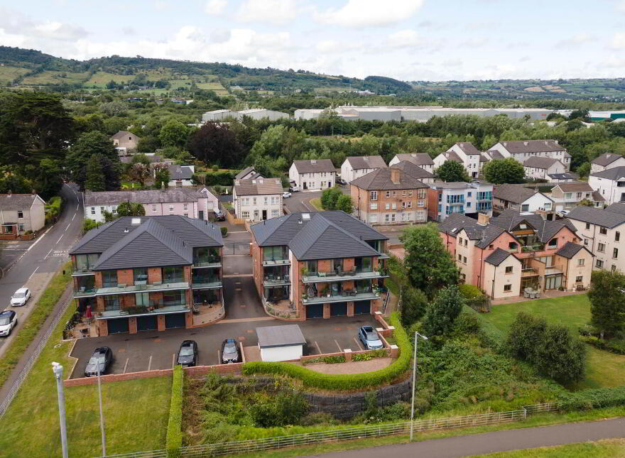 Apt 8, 1 The Tides, Carrickfergus, BT38 8GN