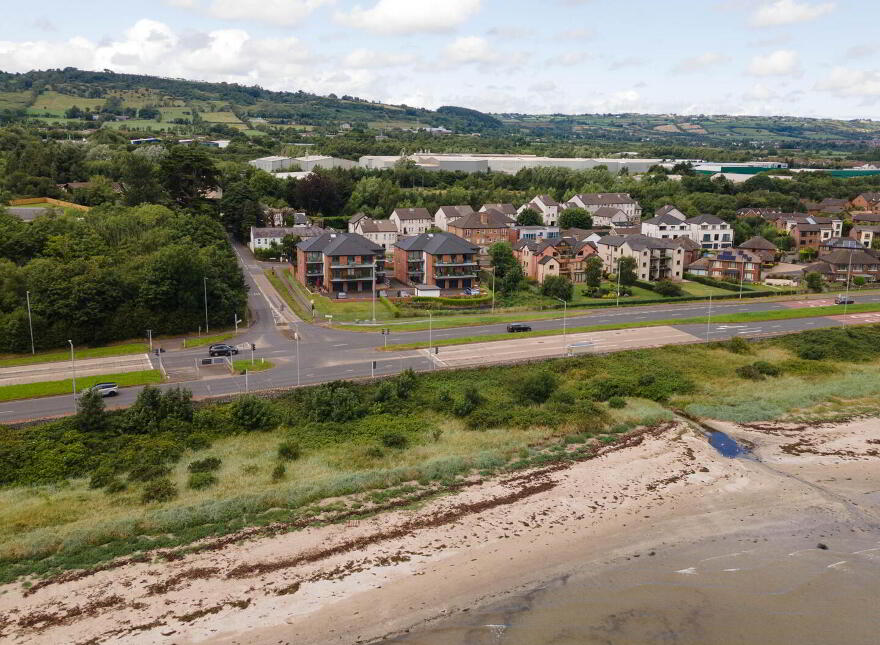 Apt 8, 1 The Tides, Carrickfergus, BT38 8GN