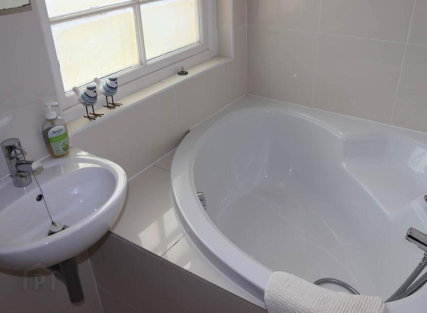 1e Strandview Road, Ballycastle, BT54 6BU