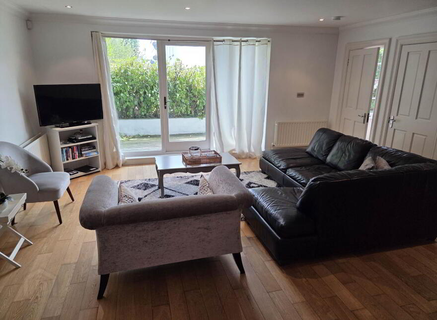 1f Strandview Road, Ballycastle, BT54 6BU