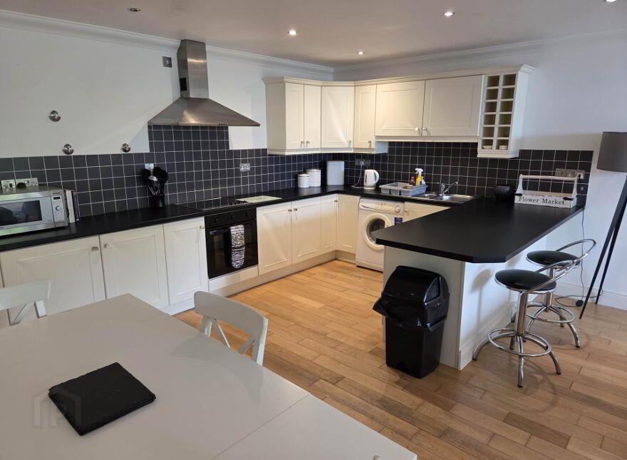 1f Strandview Road, Ballycastle, BT54 6BU