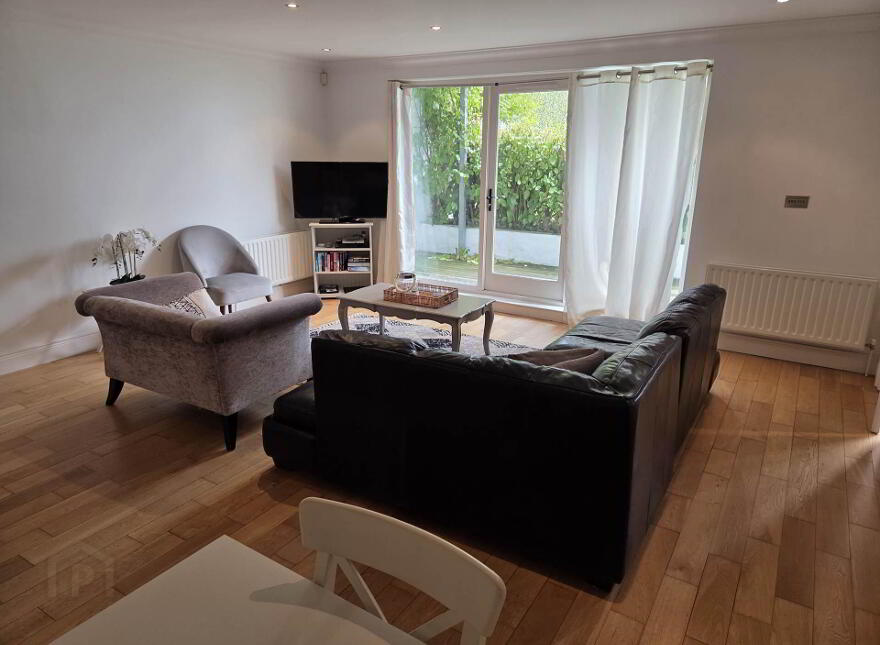 1f Strandview Road, Ballycastle, BT54 6BU