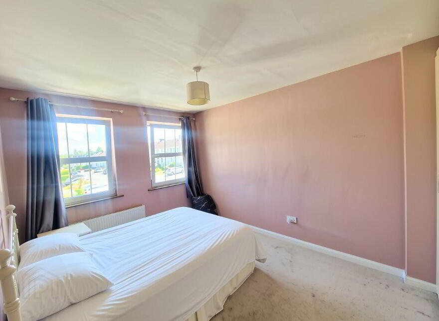 57 White Oaks, Wilton, T12NX9E