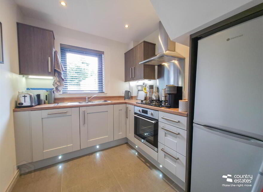 9 Cottonmount Place, Newtownabbey, BT36 4AS