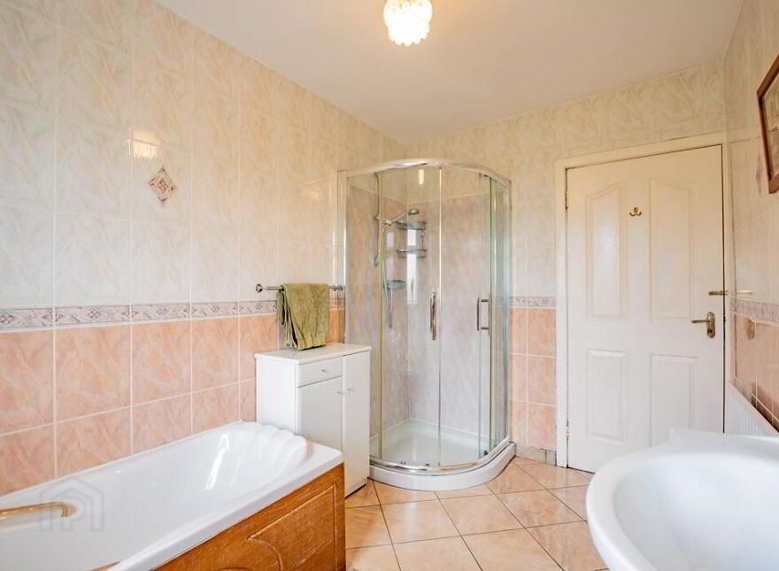 Tinnahinch, Clonaslee, R32R5P3