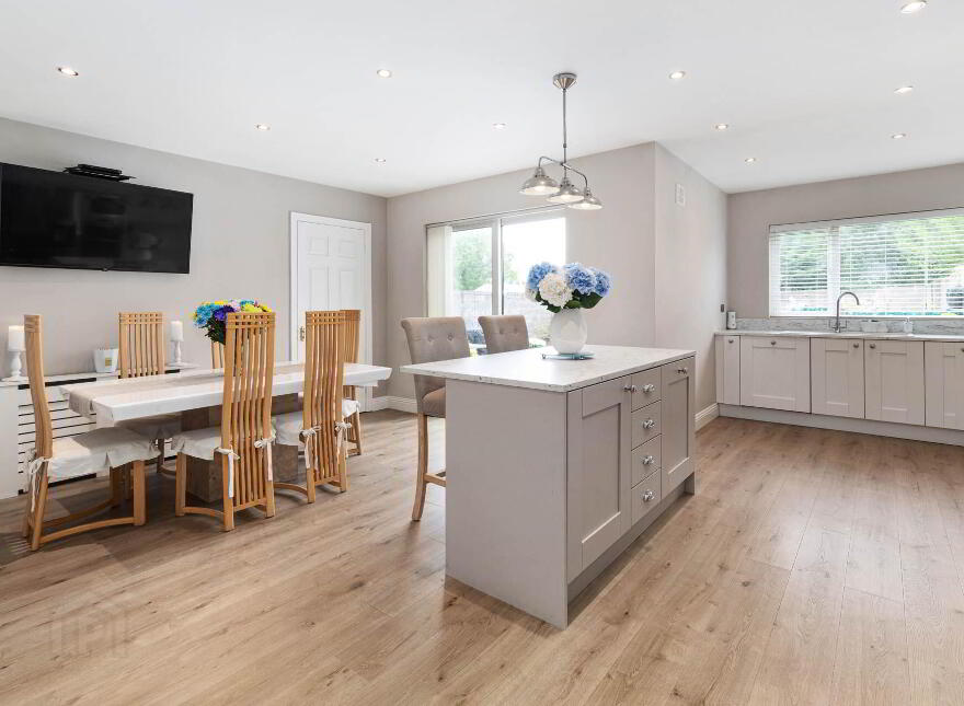 33 Laganara View, Kentstown, C15N8W9