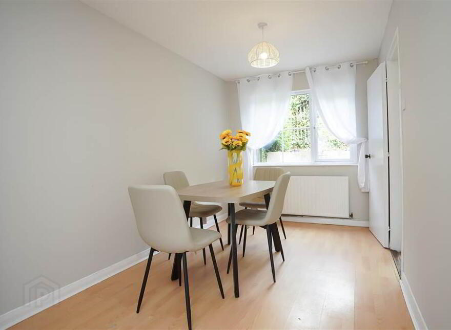 12 Hampton Place, Off Sunnyside Street, Belfast, BT7 3BZ