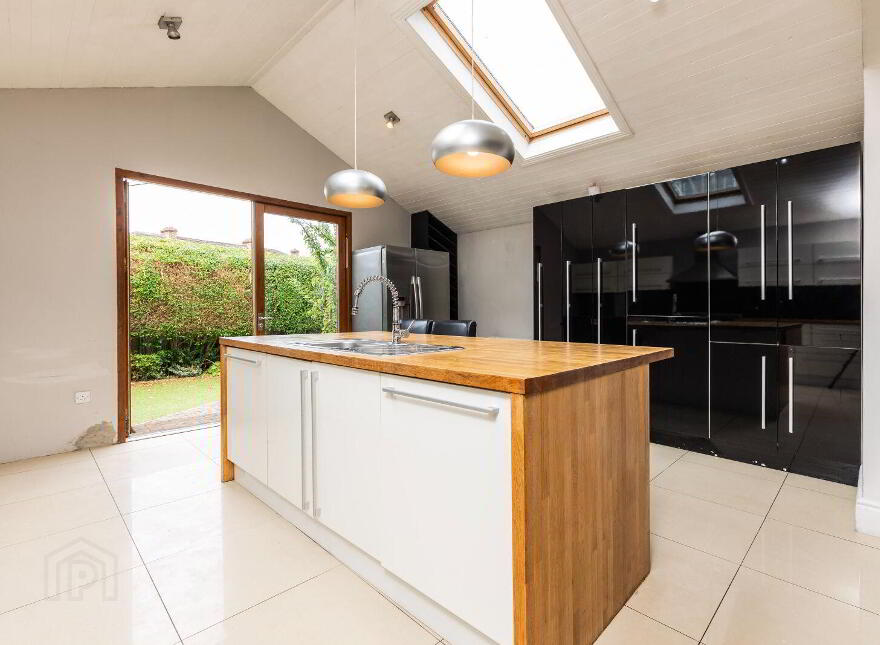 4 Calderwood Avenue, Drumcondra, D09X9T1