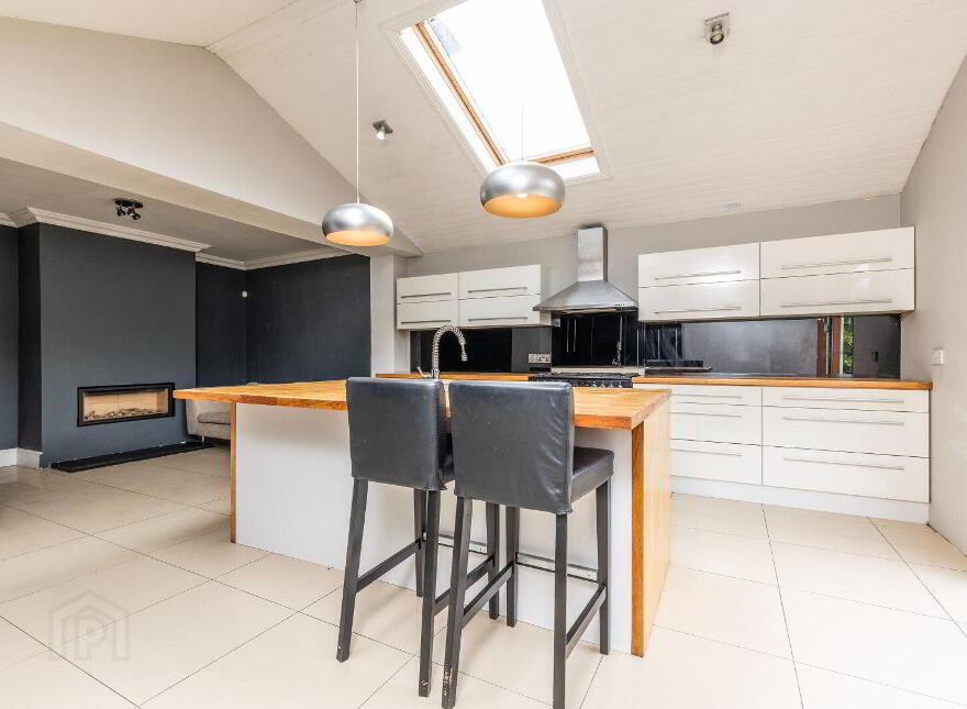 4 Calderwood Avenue, Drumcondra, D09X9T1