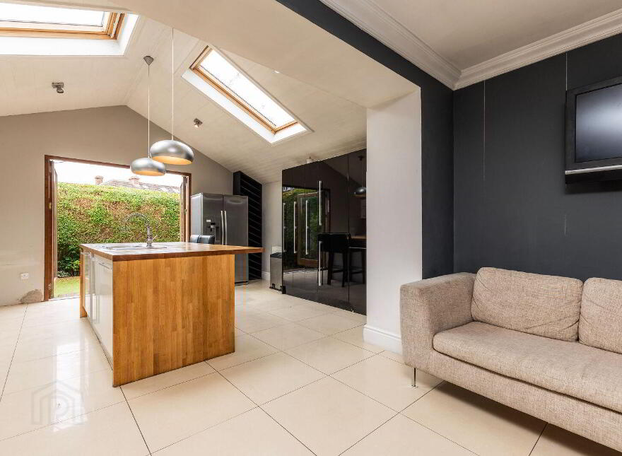 4 Calderwood Avenue, Drumcondra, D09X9T1