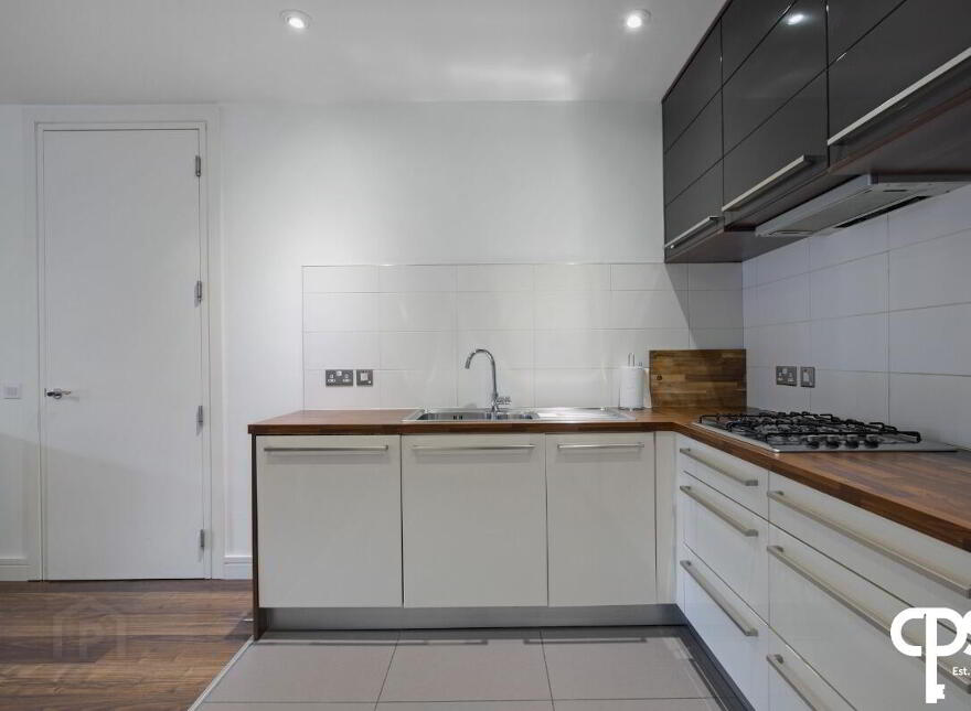 Apartment 2.20 The Arc Queens Road, Belfast, BT3 9FB