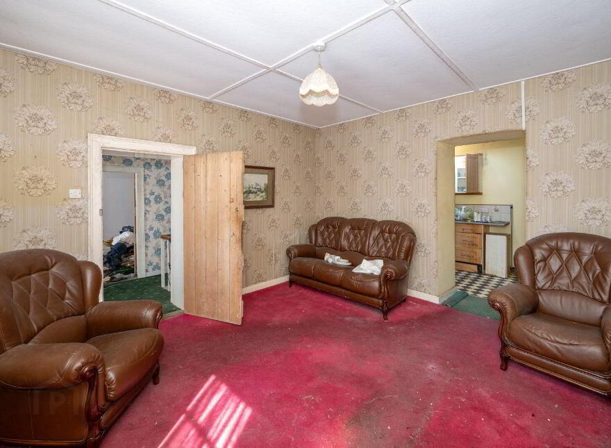 Point Road, Crosshaven, P43KH51