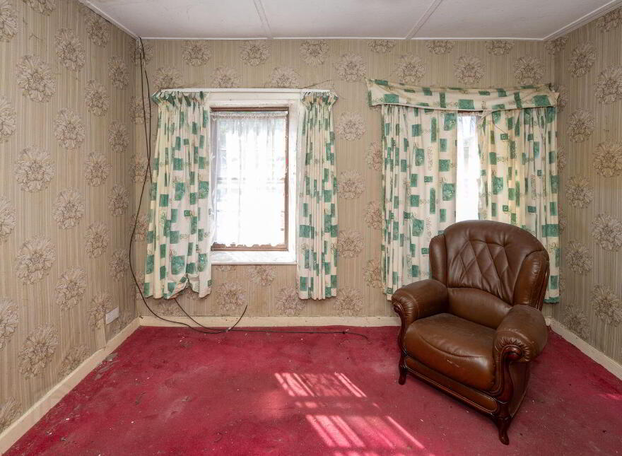 Point Road, Crosshaven, P43KH51