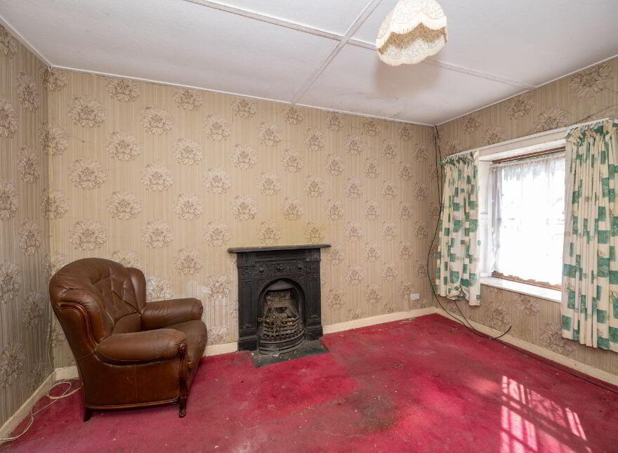 Point Road, Crosshaven, P43KH51