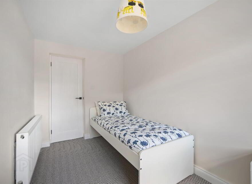 44 Lisavon Street, Belfast, BT4 1LH
