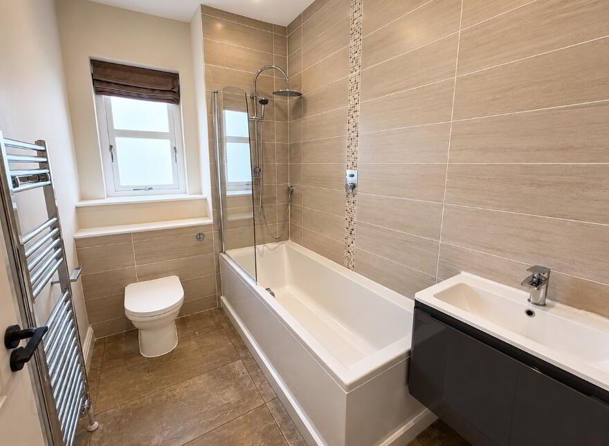 4 Shorelands Drive, Greenisland, Carrickfergus, BT38 8ZS