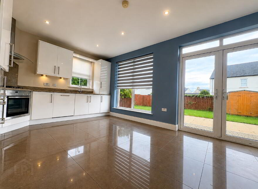 4 Shorelands Drive, Greenisland, Carrickfergus, BT38 8ZS