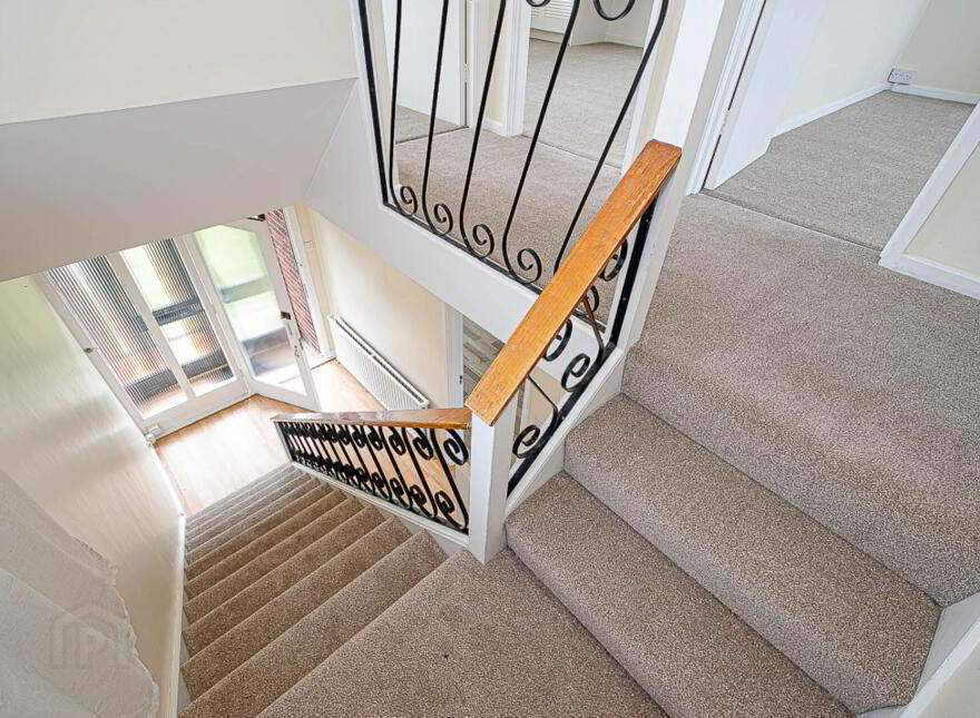 26 Delamont Park, Castlereagh, Belfast, BT6 9RJ