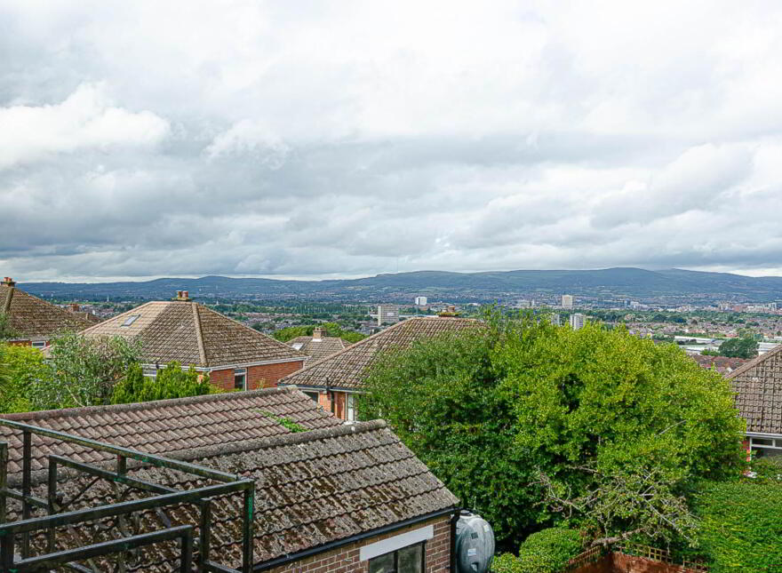 26 Delamont Park, Castlereagh, Belfast, BT6 9RJ