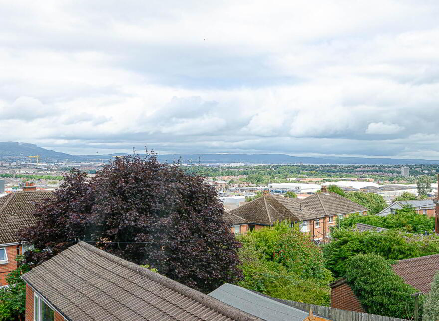 26 Delamont Park, Castlereagh, Belfast, BT6 9RJ