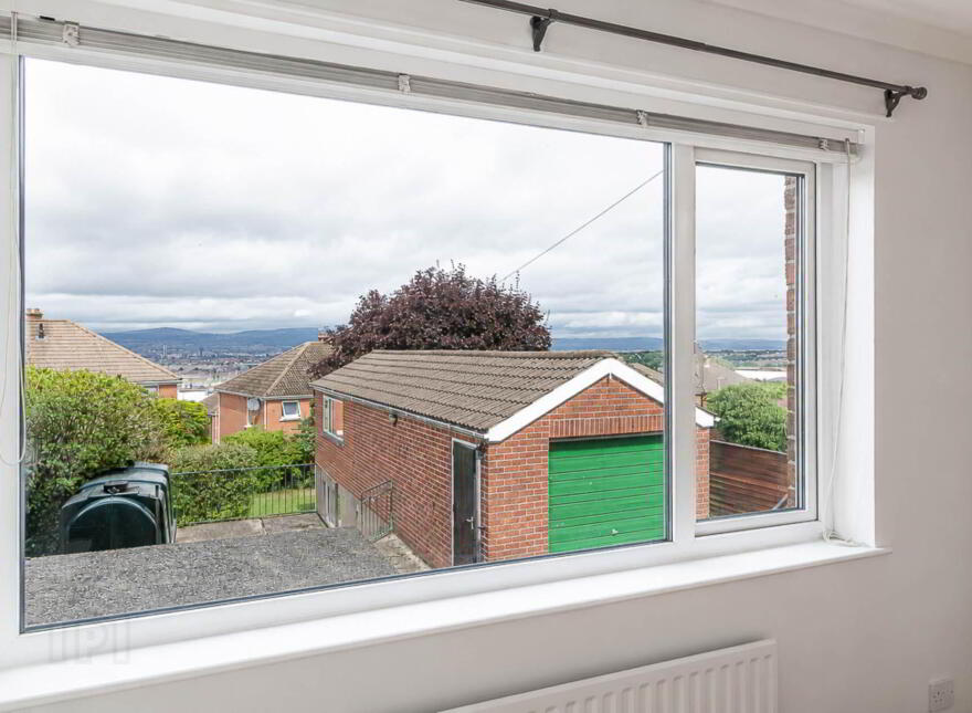 26 Delamont Park, Castlereagh, Belfast, BT6 9RJ