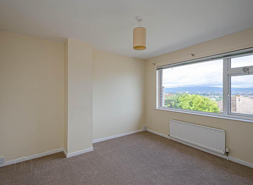26 Delamont Park, Castlereagh, Belfast, BT6 9RJ