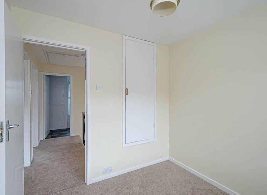 26 Delamont Park, Castlereagh, Belfast, BT6 9RJ