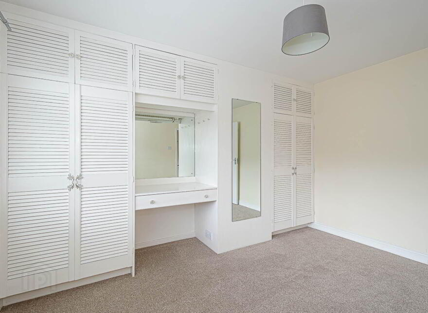 26 Delamont Park, Castlereagh, Belfast, BT6 9RJ